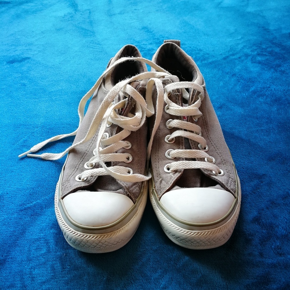 Converse 7.5